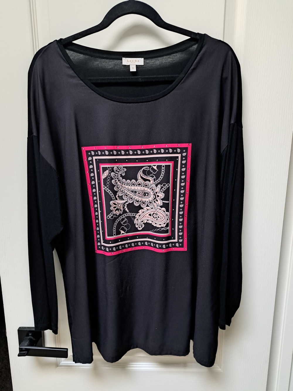 Laura Black Long Sleeve Top with Pink And Beige Paisley Square With Rhinestones